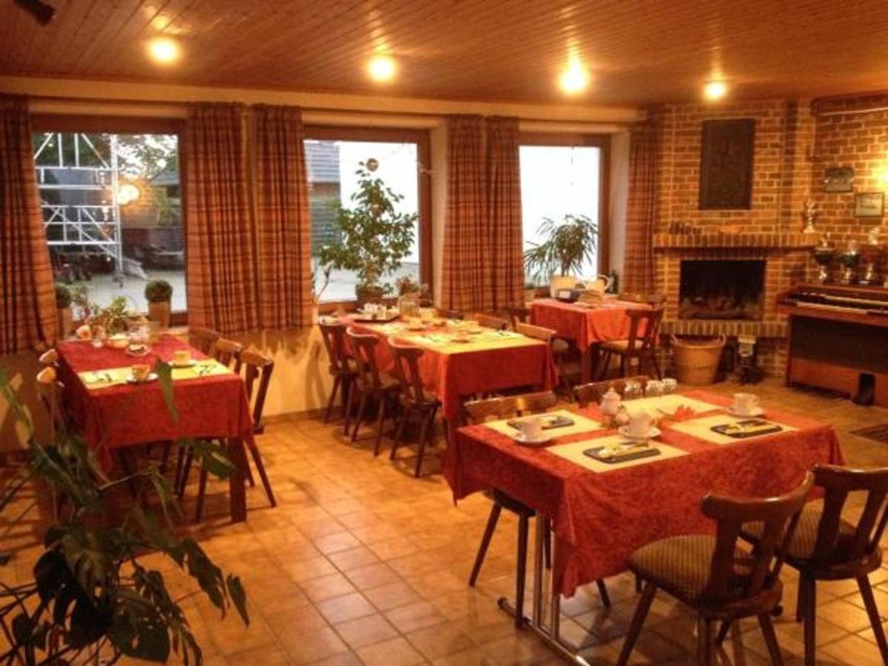 Reiterhof Wollesen Hotel Süderlügum Bagian luar foto